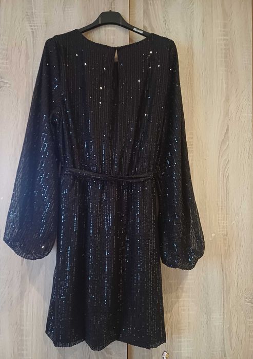 Черна рокля с пайети Л/ХЛ/р-р