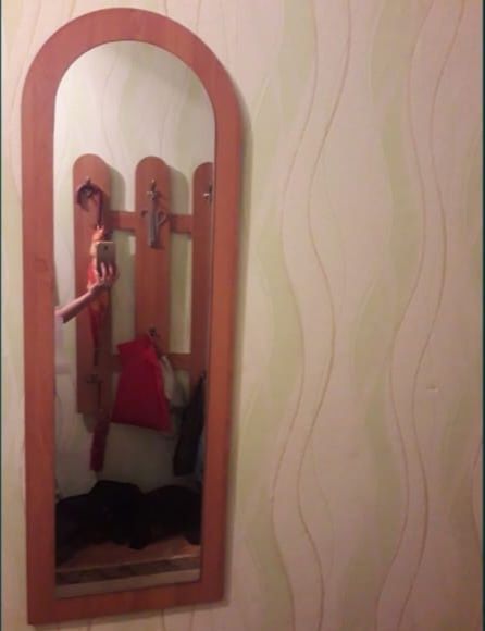 Продам прихожую 18000т.