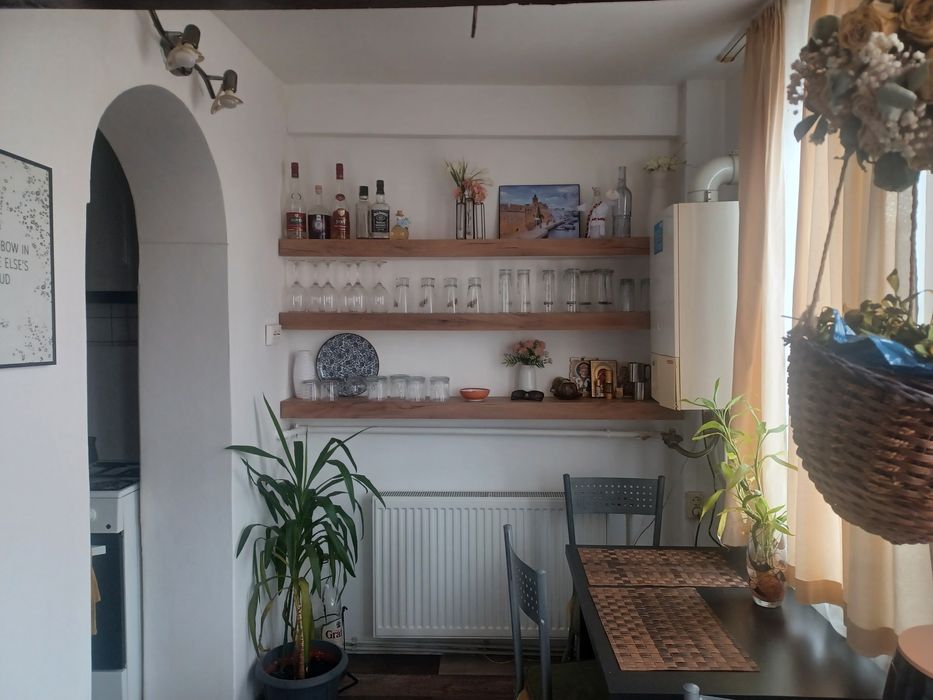 Vand apartament 2 camere