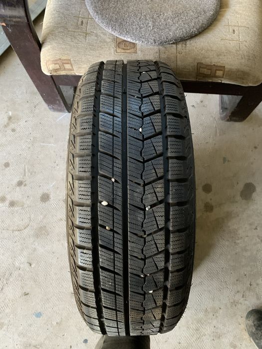 Vand cauciucuri cu tot cu janta 185/60 R14 M+S