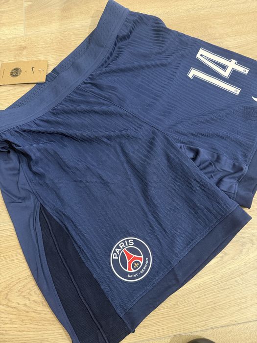 Pantaloni scurti fotbal Nike PSG Paris Saint Germain noi marime M nr 14 Desire Doue