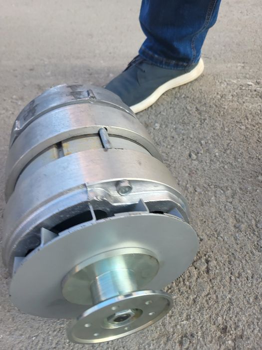 Продам генератор