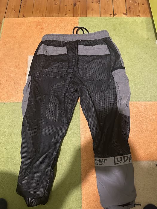 Панталон на Luda рядък