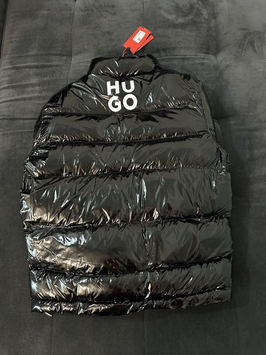 Geacă puffer HUGO lucioasă neagră XXL– model premium iarnă – 320 lei