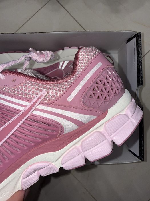 Маратонки Nike Air Zoom Vomero 5 “Elemental Pink”  - размер 42.5, 43