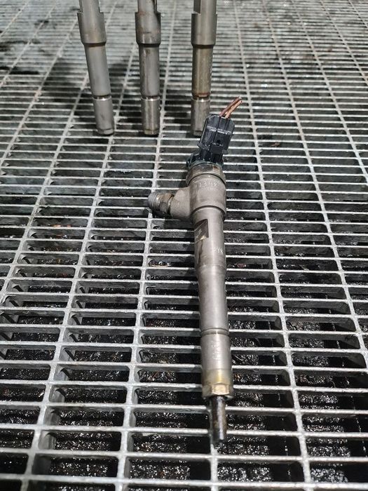 Injector Renault Captur 1.5 DCI 2013 - 2017 90CP Euro5 (1348) Diesel Injectie ...