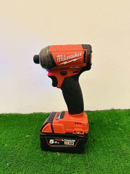Impact Milwaukee M18FQID