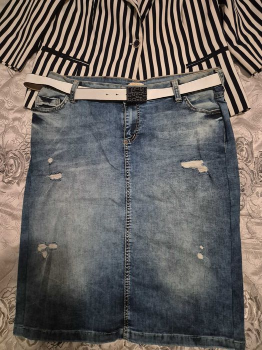 Сако и дънкова пола