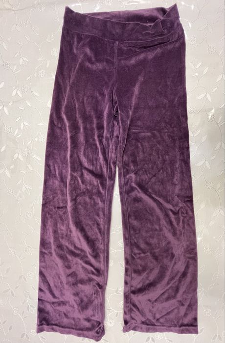 Спортинвый костюм на девочку