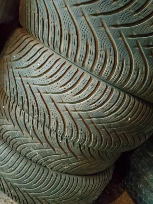 Зимни гуми.4бр 6.5мм грайфер