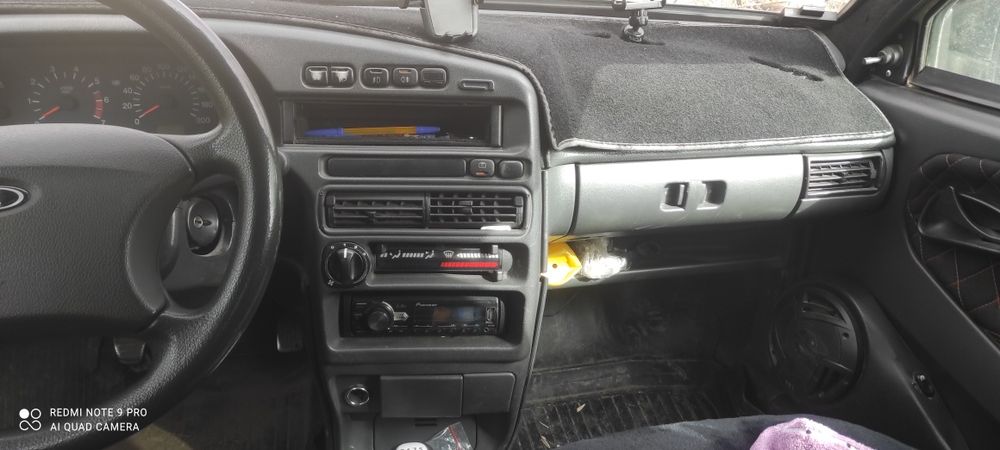 Автомобиль Ваз 2115