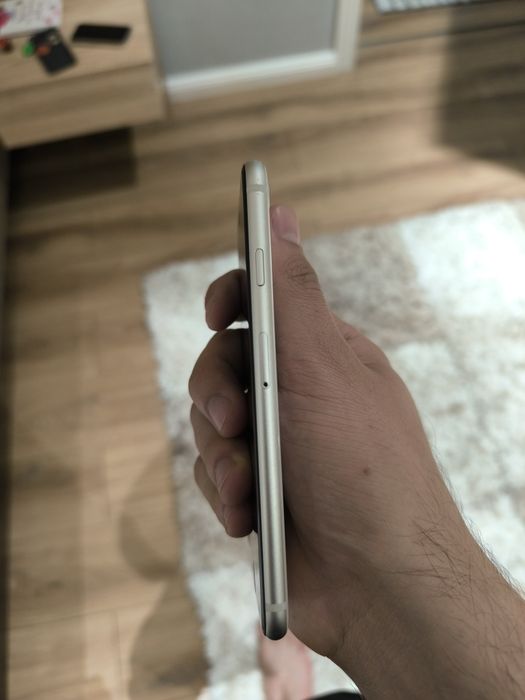 Iphone se 2022  oq