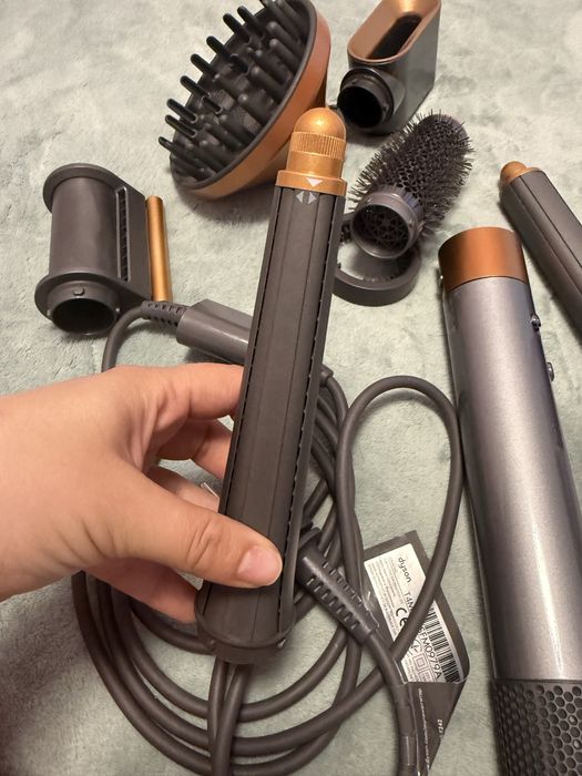 Dyson сешоар мулти