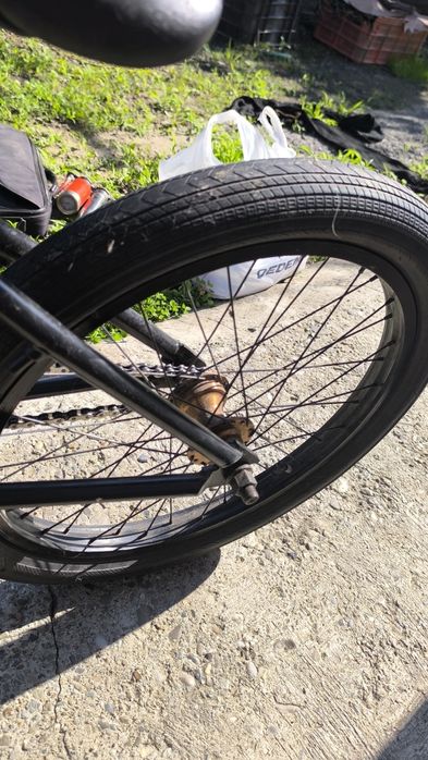 BMX 20' complet funcțional + scule și accesorii.