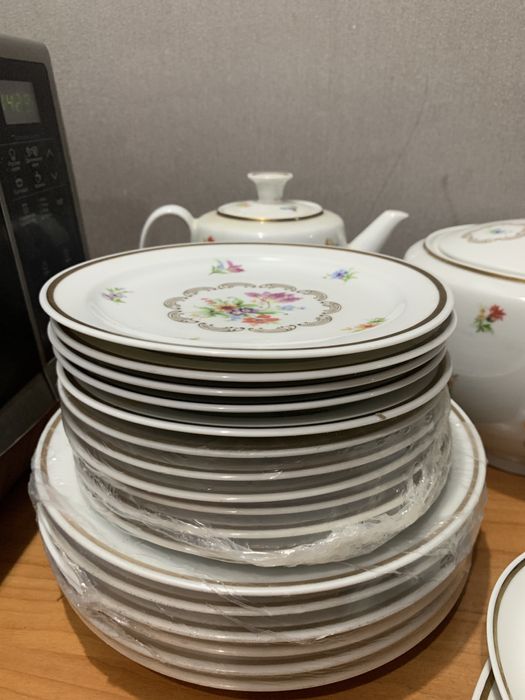 Полный комплек Сервиз столовый