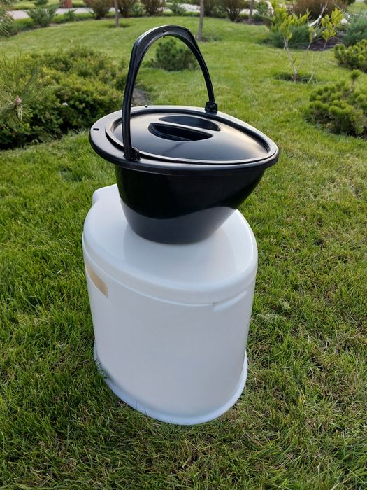 Туалет для дачи, биотуалет