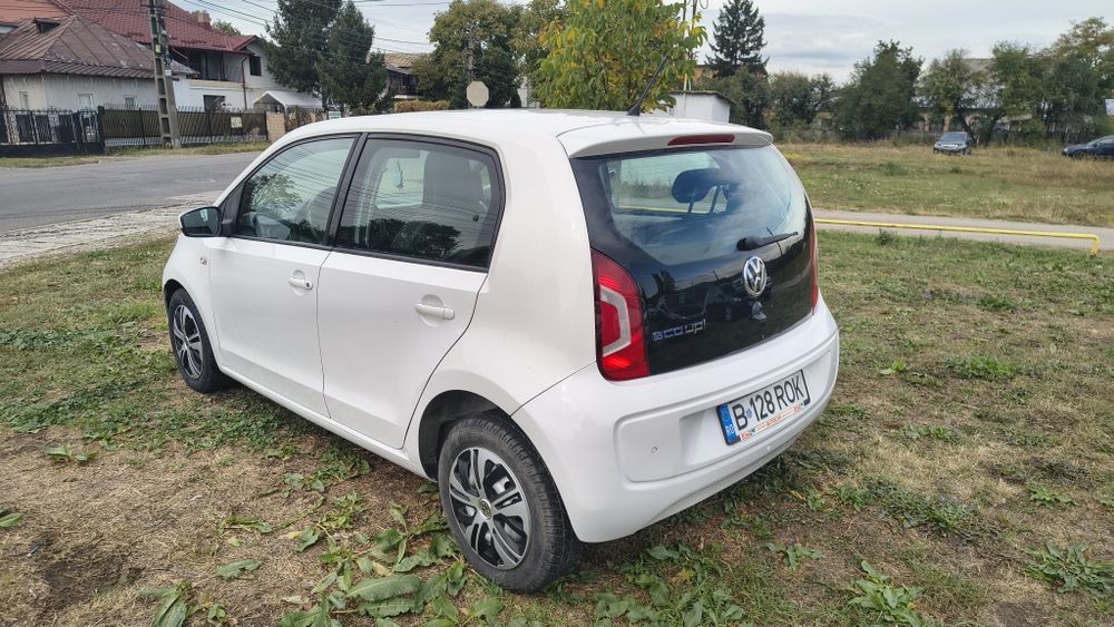 VOLKSWAGEN Up 2016 — imagine 3