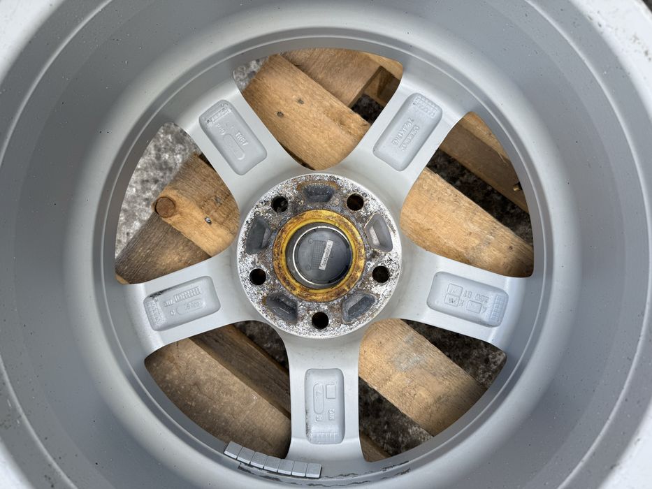 5х114.3 17 ет38 7.5ж Dezent