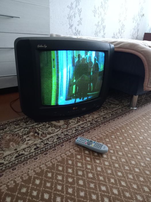 Телевизор LG б/у