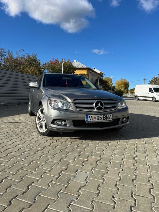 Mercedes-Benz C200 W204 Avantgarde/ Navi/ Camera/ Bluethooth