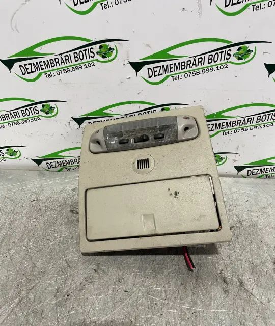 Lampa plafon fata Ford Focus 2007 1.6 TDCi MT (90 hp)