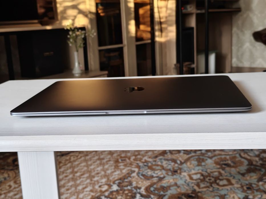Macbook air m1 256Gb