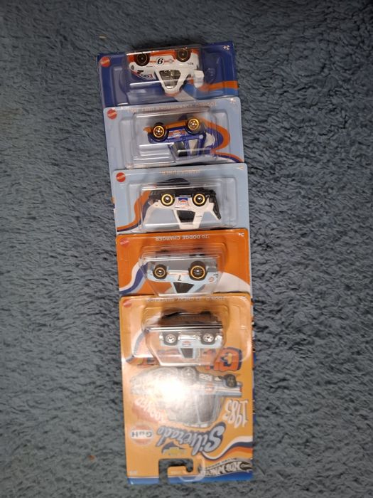 Hot wheels silver series tooned set