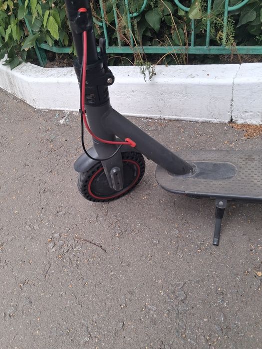 Электросамокат м365