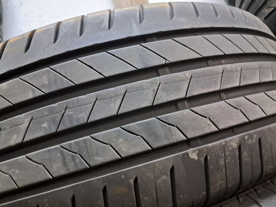 Anvelope second vara 225 65 R17 Bridgestone 2buc