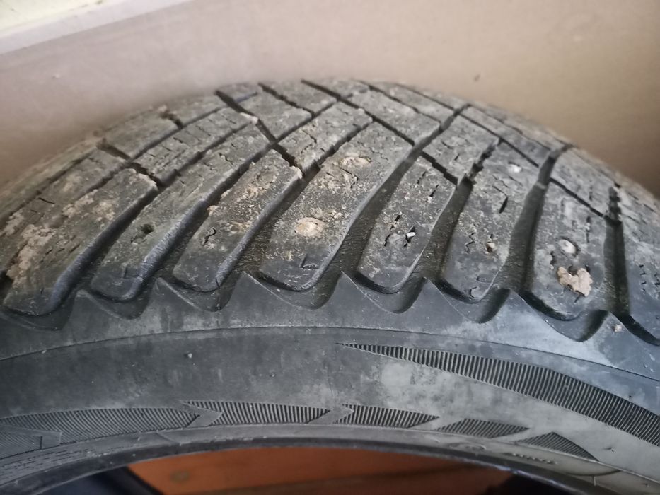 Автошины покрышки.