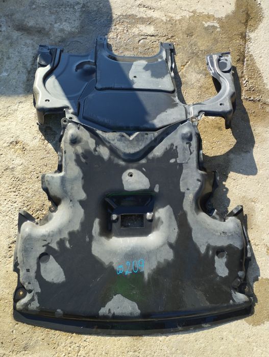 Кори под двигателя за Mercedes Benz