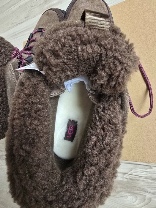 UGG W Terretrail  Cozy Lace