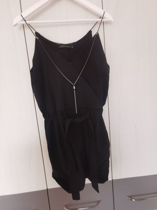 Черен къс гащеризон