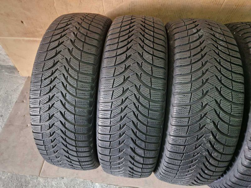 4 Michelin R17 215/60
зимни гуми DOT1118