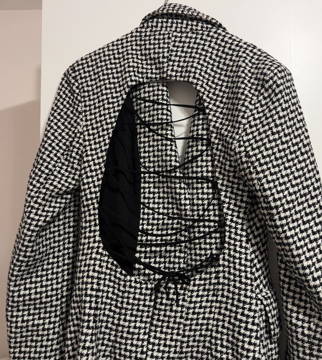 Дамски сако Zara с гол гръб