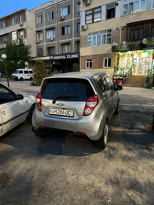 Продается Спарк 2016 года