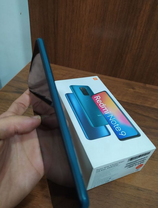 Redmi note 9 128
Narxini kelishamiz 
Deyarli yangi
Bir qo'