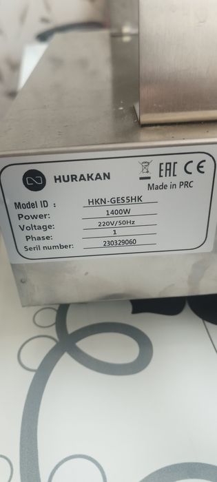 Продам электро вафельницу bubble waffle