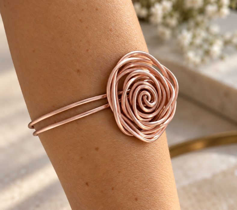 Bratara din cupru handmade Rose Wire design
