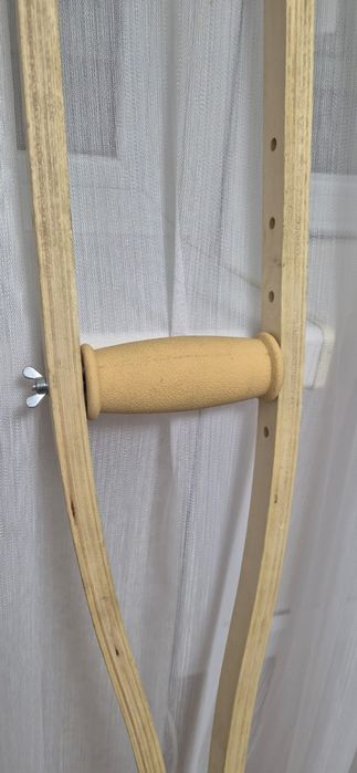 Продам бу костыли