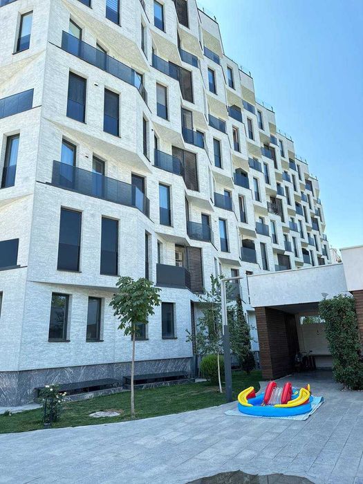 Двухуровневая квартира 260 м² в ЖК Дустлар