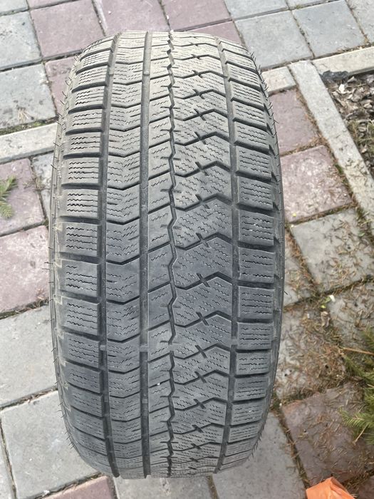 Зимняя резина 215/55/17