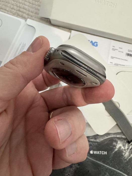 Apple watch ultra 2 , GPS, Cellular , titanium 49 mm ,