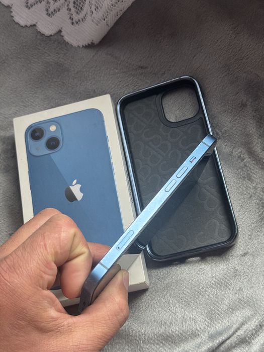 Продам айфон 13 на 128gb