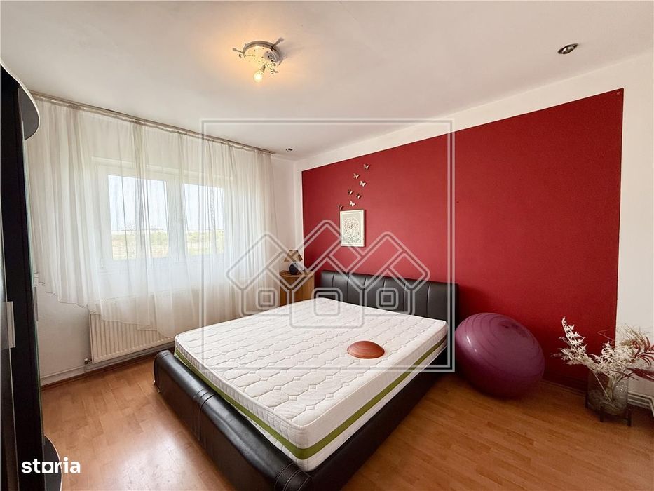 Apartament cu 4 camere, la casa, cu curte - Calea Tunisorului, Sibiu