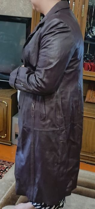 Плащ кожаный продам