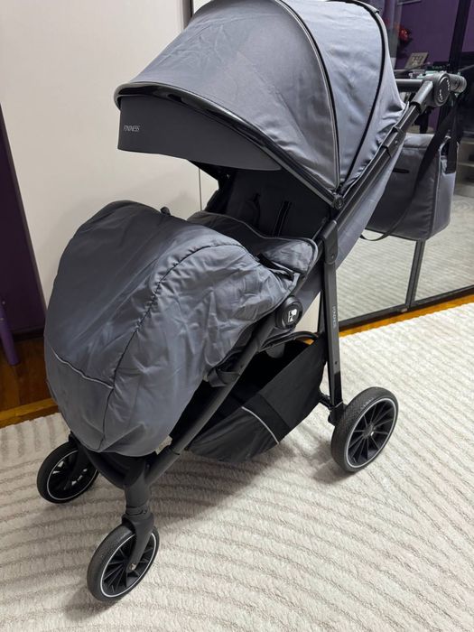 Детская коляска всесезонная  б/у