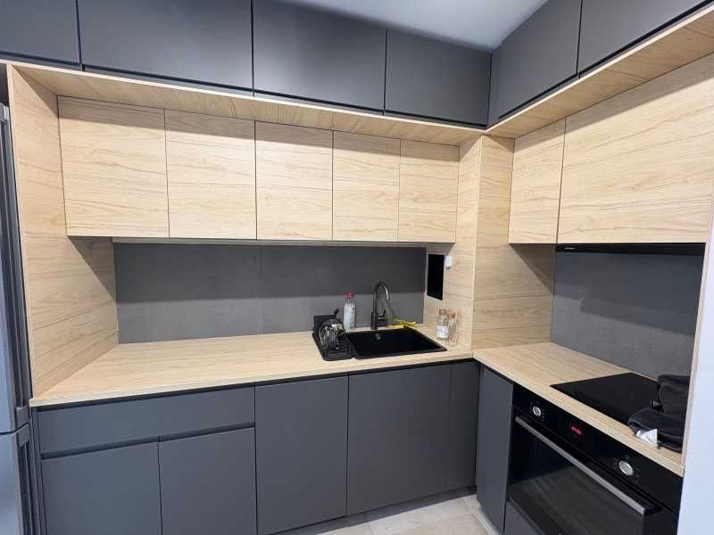 Дава се под наем Тристаен апартамент в София, Кръстова вада - 84 кв.м за 920 € - Снимка #1