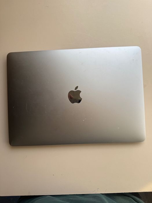 Laptop MacBook Pro 2017 pentru piese placa de baza baterie