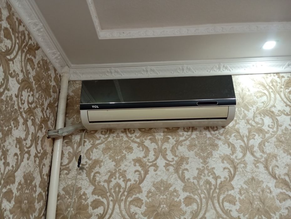 TCL 18  konditsioner sotiladi. 
Кондиционер 18 TCL